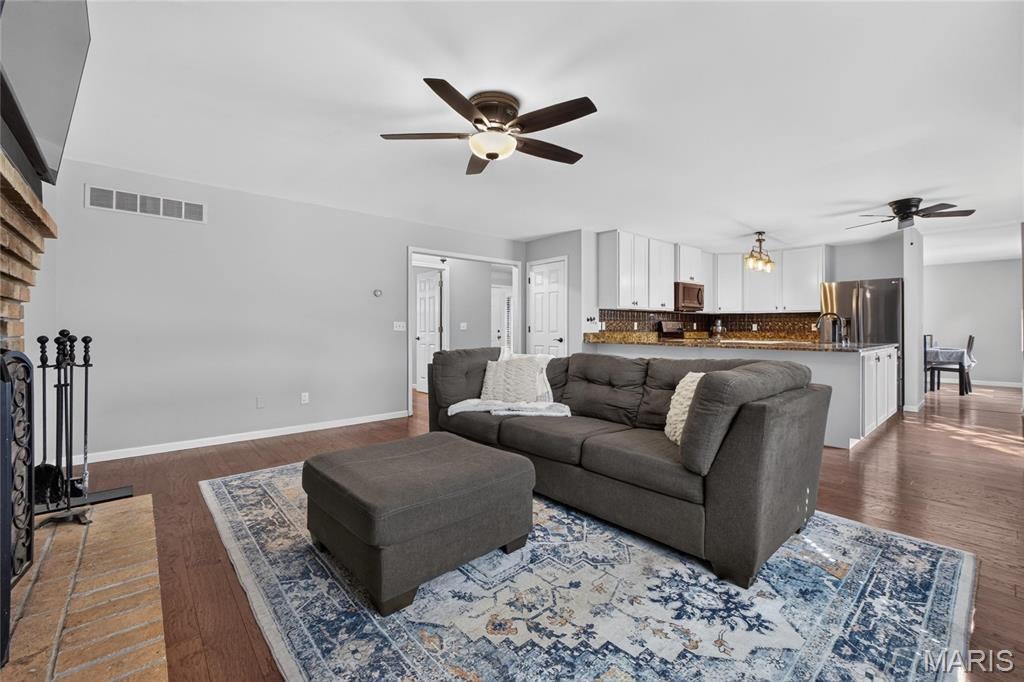 Country Pointe Estate - Residential