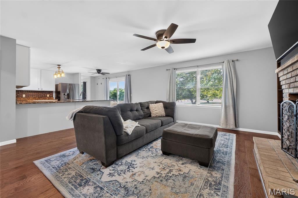 Country Pointe Estate - Residential