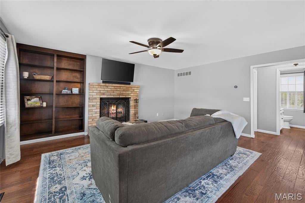 Country Pointe Estate - Residential