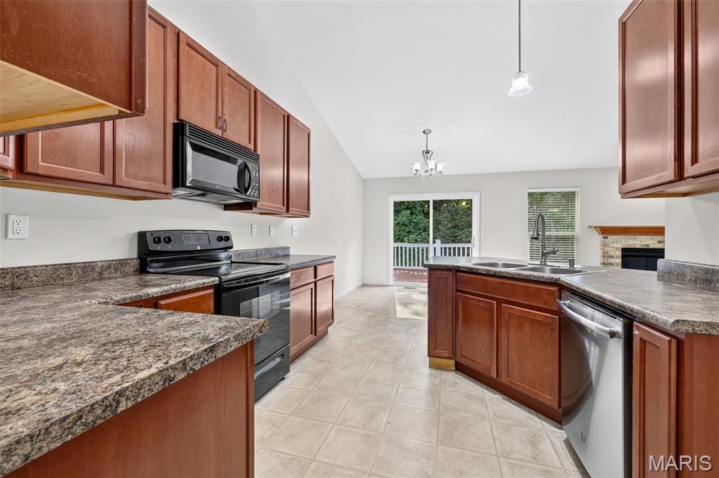 Ellington Place #3 - Residential