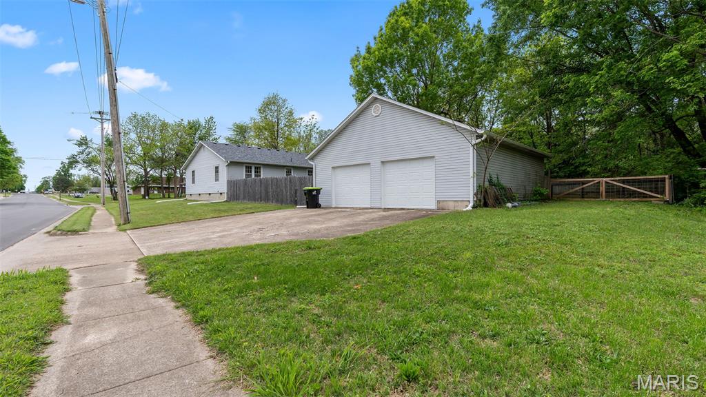 Lebanon Acreage - Residential