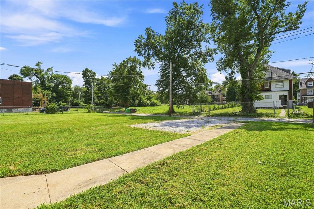 Chateau Gardens 2 - Residential