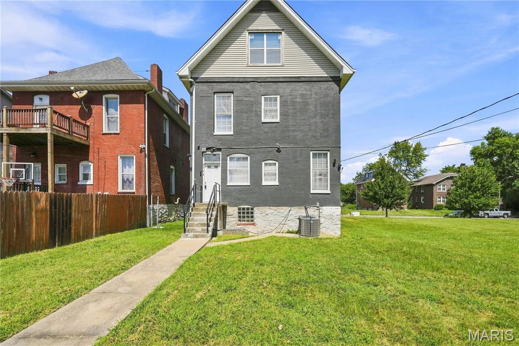 Chateau Gardens 2 - Residential