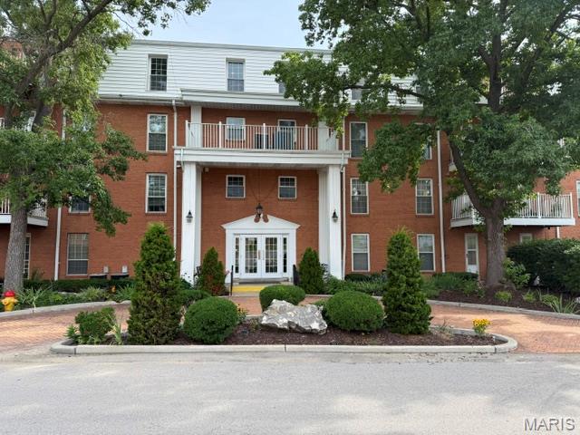 Manors At Village Green Condo - Residential Lease