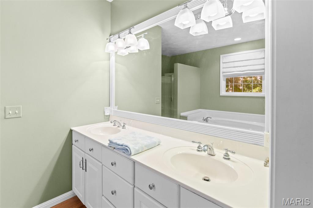Wildwood Lake Estate North 1st Add - Residential