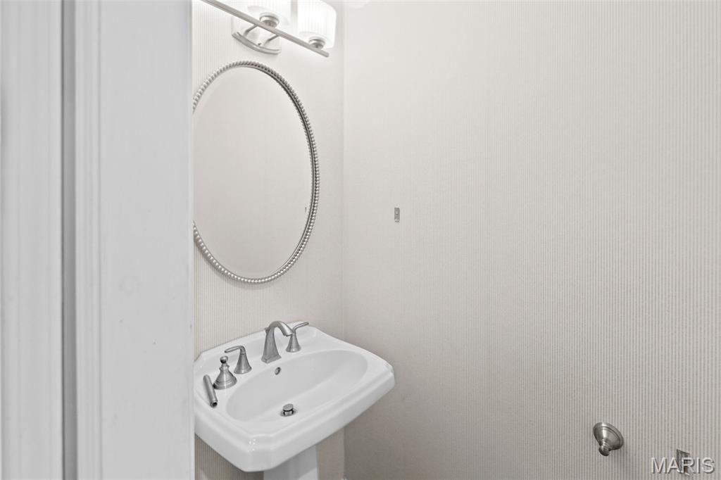 Wildwood Lake Estate North 1st Add - Residential