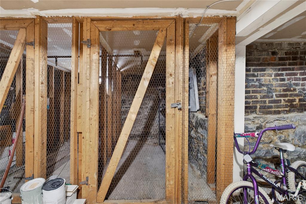 Waterman-Pershing - Residential