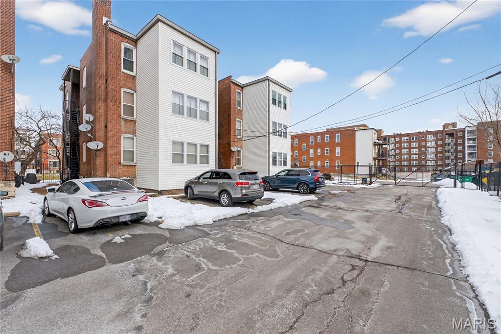 Waterman-Pershing - Residential