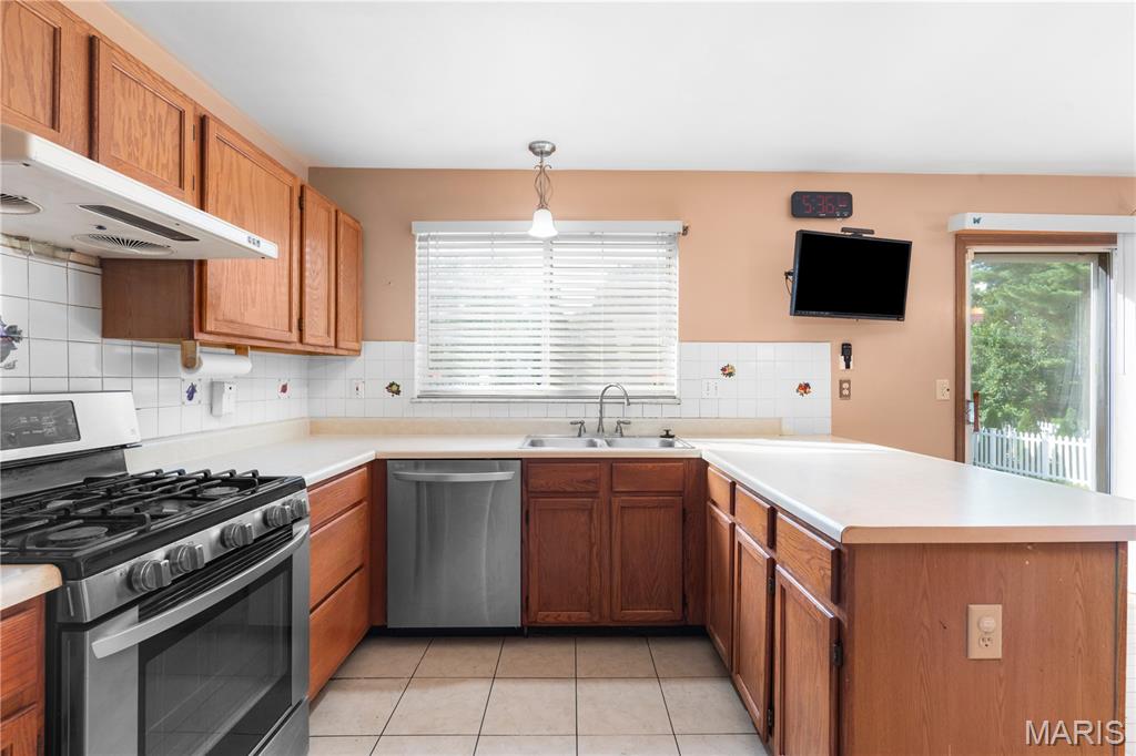 Barrett Station Place - Residential Lease