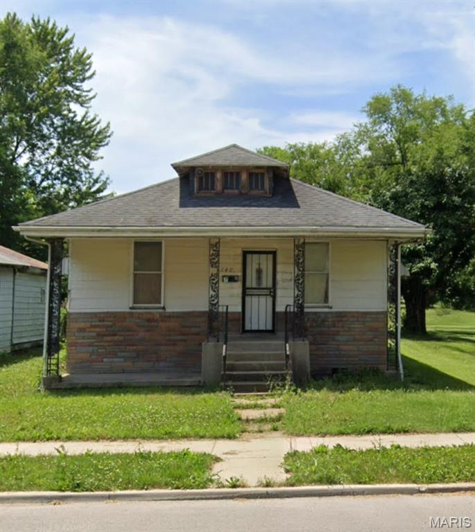 Solid 3-bedroom ranch home located near McBride Park, offering a convenient location and strong potential. The home features a newer roof, durable vinyl siding, and an attractive sandstone front that adds to its curb appeal. This property presents a great opportunity for investors or buyers looking for their next project. The home is being offered as a cash sale only, with no contingencies accepted, and is sold strictly as-is, where-is. No interior showings will be permitted, no additional interior photos are available, and interior access for inspections will not be granted. No survey or keys will be provided. All listing information is deemed reliable but not guaranteed, and buyers are responsible for completing their own due diligence prior to submitting an offer. Buyers must independently verify all property details, including but not limited to the number of bedrooms and bathrooms, square footage, room sizes, lot dimensions, and any other relevant information. Photos and marketing remarks are provided for reference purposes only. By submitting an offer, the buyer acknowledges they have independently investigated the property and are making their purchase decision based solely on their own findings. buyer or Buyer's Agent to verify MLS info.