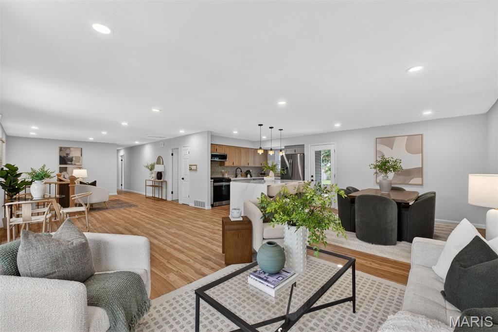 Catalina Place 1 - Residential