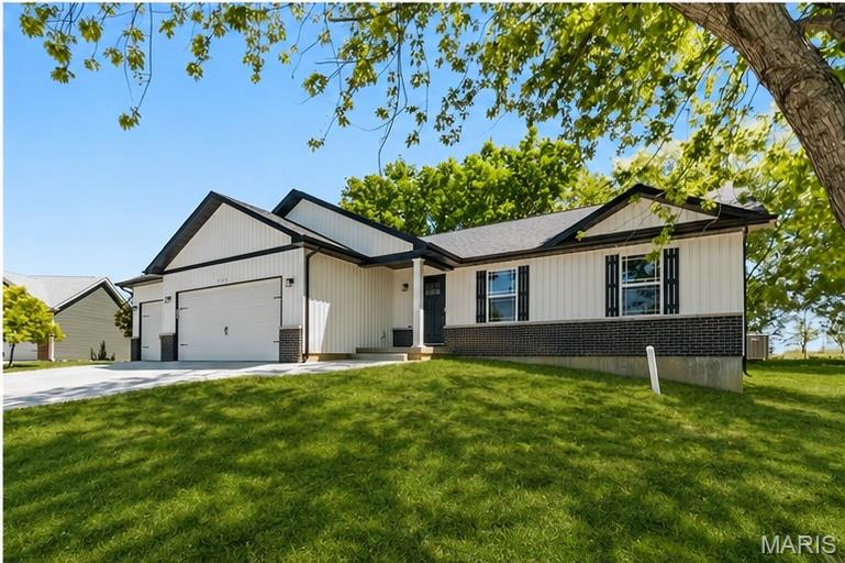 Lake Chateau Estates - Residential
