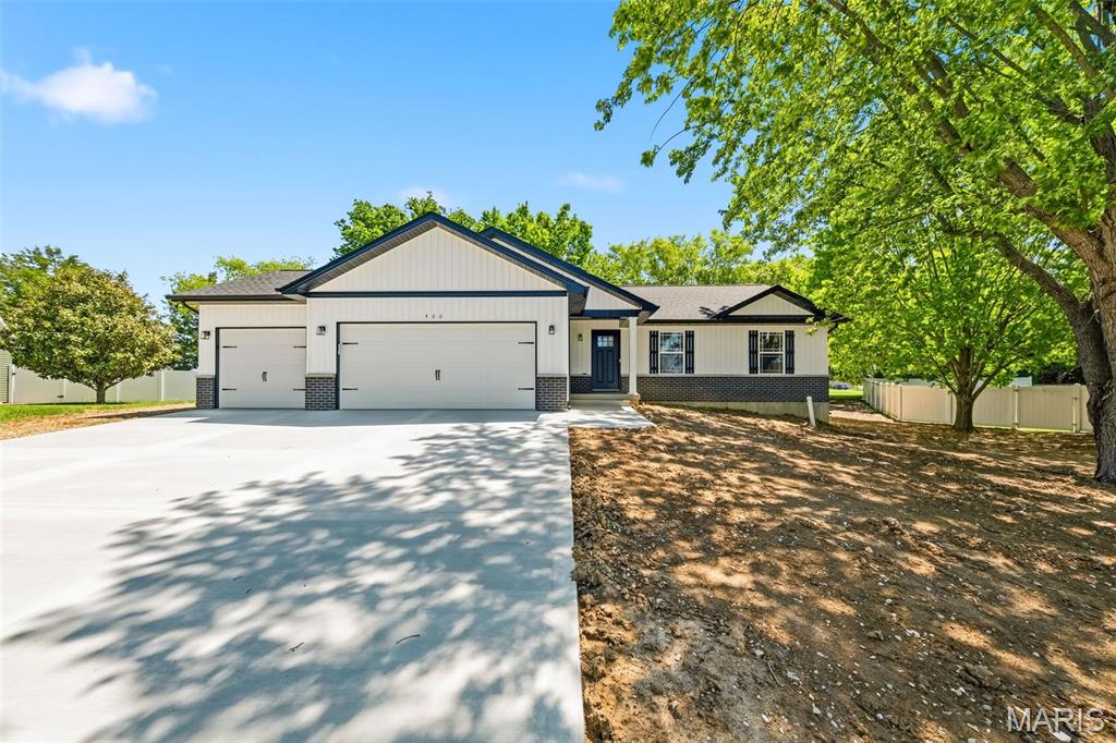 Lake Chateau Estates - Residential