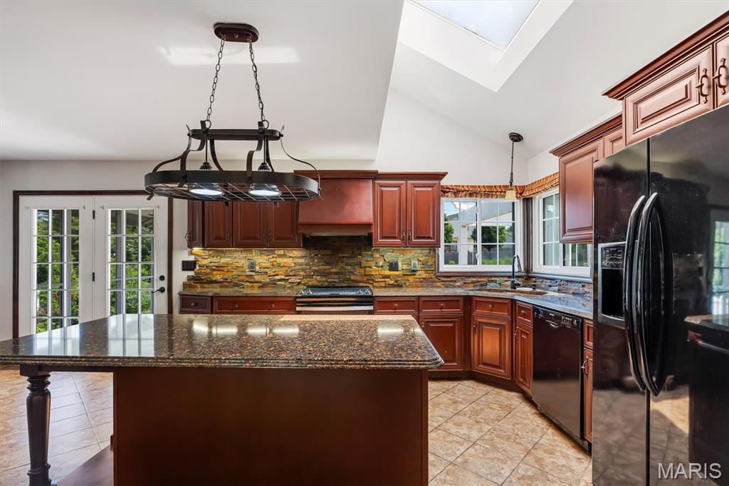 Woodfield #3 - Residential