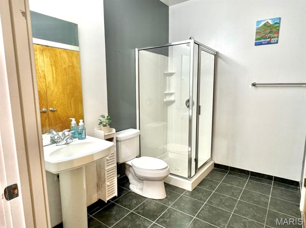 Dorsa Lofts - Residential Lease