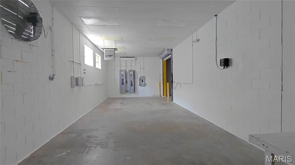 Page Indust Center - Commercial Sale