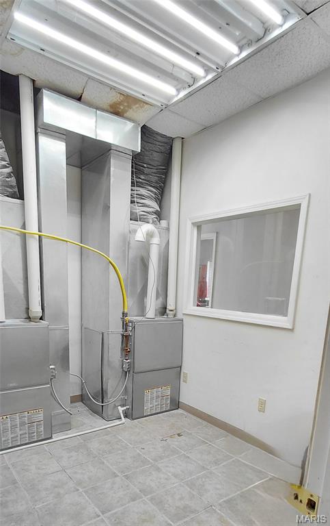 Page Indust Center - Commercial Sale