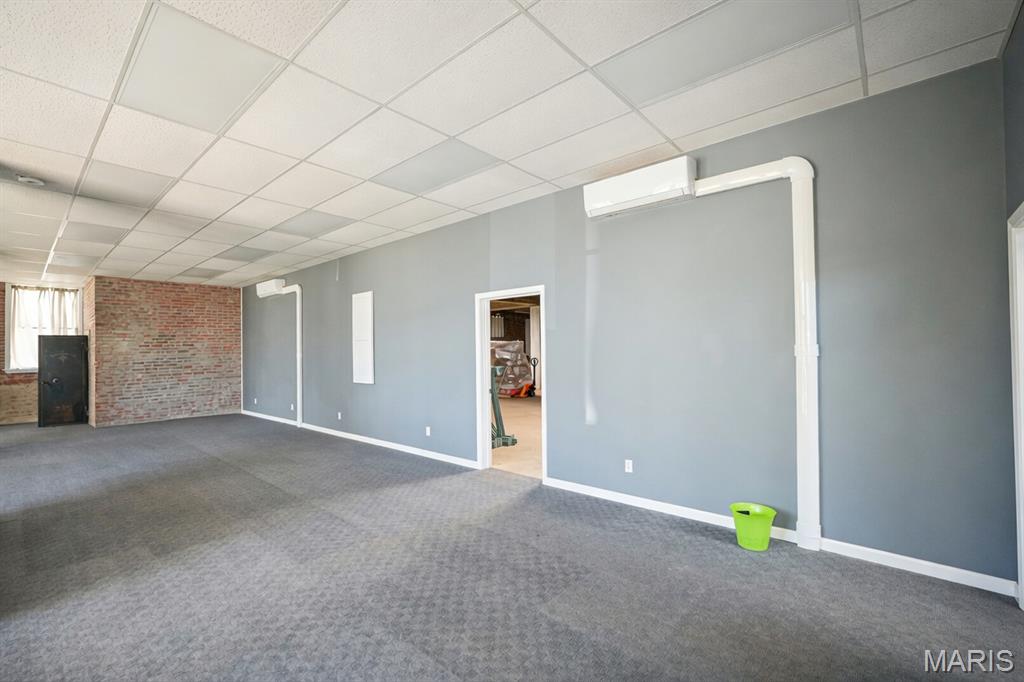 City/Litchfield - Commercial Sale