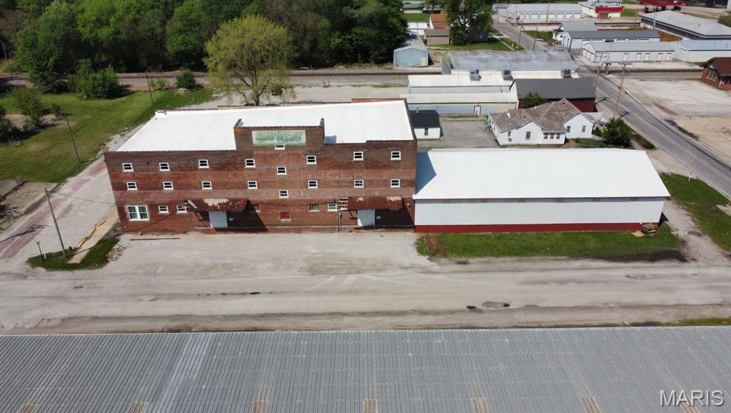 City/Litchfield - Commercial Sale