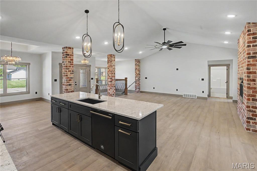 Warren Place - Residential