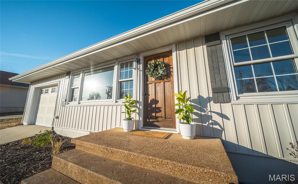 Charming and fully remodeled, this 3-bedroom + 2-bath ranch home on Soest Rd offers the perfect blend of comfort and convenience. Ideally located near schools, shopping, downtown, and nearby walking trails, it delivers both lifestyle and accessibility. Step inside to an inviting open-concept layout featuring a brand-new kitchen with quartz countertops, tile flooring, a center island, and new stainless steel appliances on the way. Fresh paint throughout, refinished hardwood floors, and beautifully updated bathrooms with tiled showers add a modern touch you’ll love. Outside, enjoy peace of mind with a new roof and siding, plus a large, level yard and concrete patio—ideal for relaxing or entertaining. Call today to schedule your private showing. *This home is agent owned