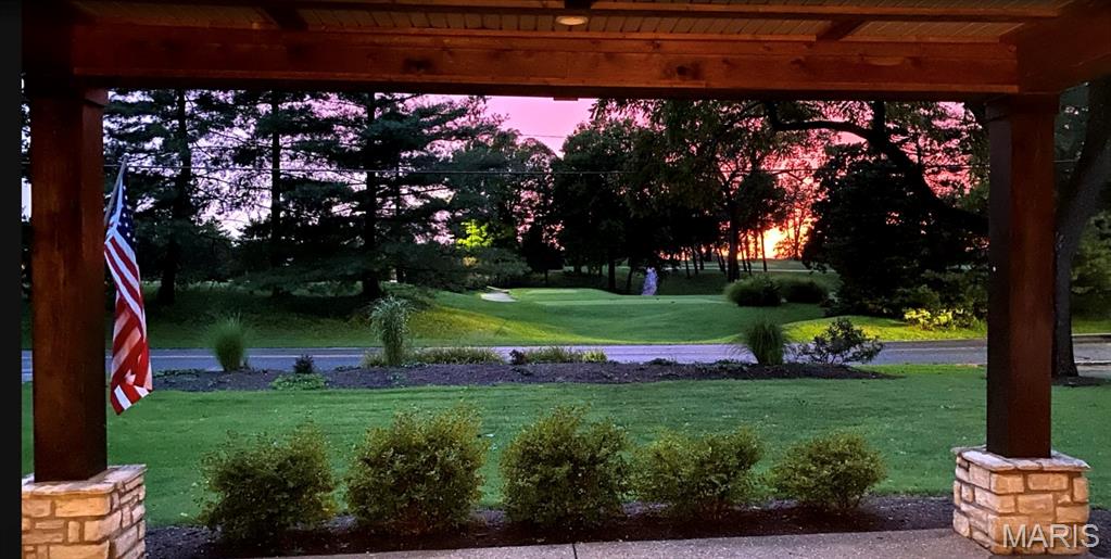 Sunset Club Court - Residential