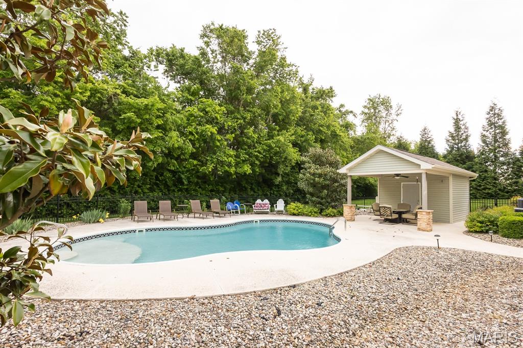 Country Lake Estates - Residential