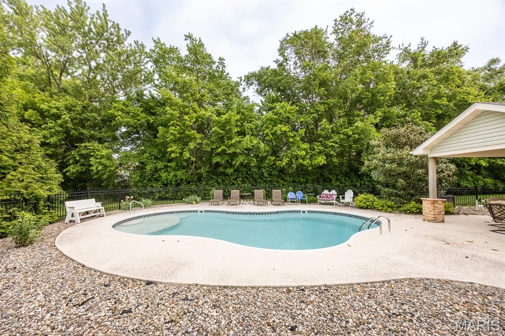 Country Lake Estates - Residential