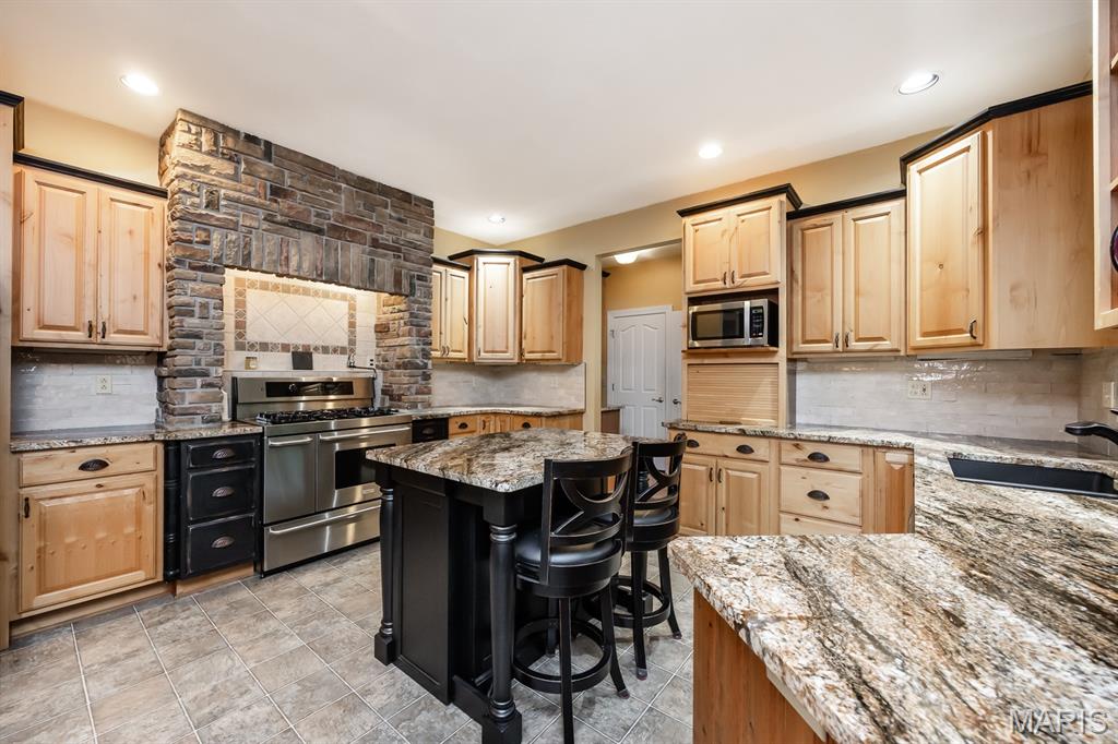 Country Lake Estates - Residential