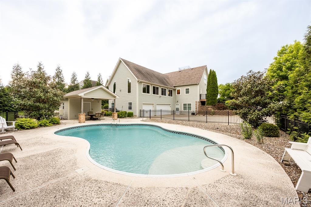 Country Lake Estates - Residential
