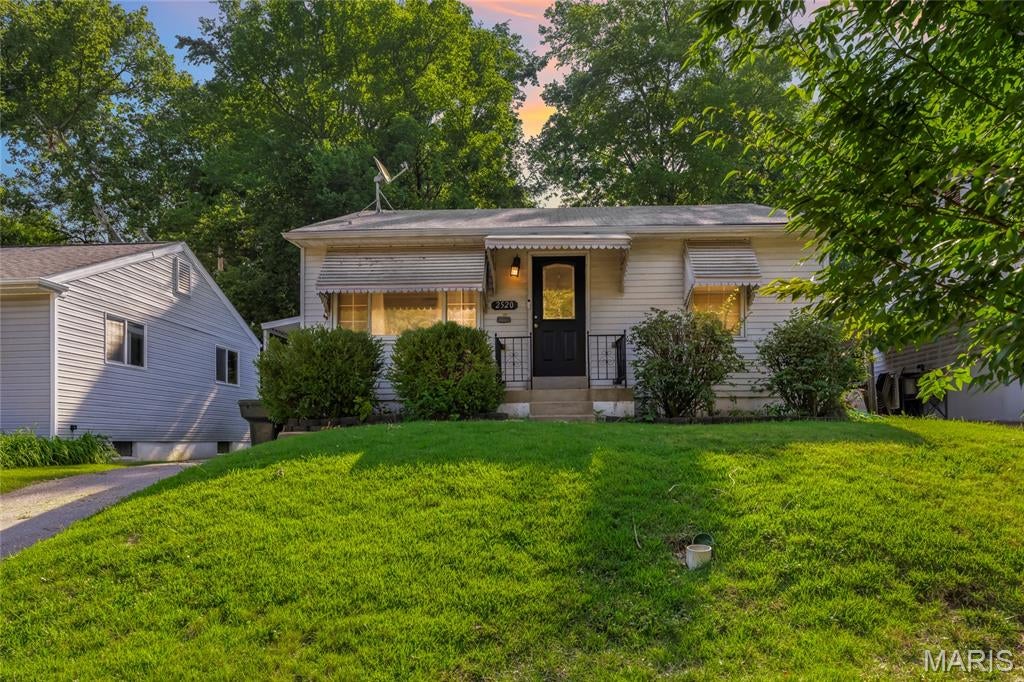 Welcome to your new home in charming Clifton Heights! This cozy 2-bedroom, 1-bath bungalow offers the perfect blend of city living, comfort, privacy, and convenience—with plenty of parking and quiet streets.

Step inside to find beautiful oak hardwood floors throughout, a spacious living/family room, and a roomy eat-in kitchen featuring new granite countertops, a custom tile backsplash, and newer appliances. Two nicely sized bedrooms and a full bath with a shower/tub combo complete the main level.

The finished lower level is made for entertaining, with a huge bar and plenty of space for movie nights, gatherings, or relaxing. Laundry and storage space add functionality, while the walkout provides easy access to the rear of the home.

Step outside from the kitchen onto the huge deck—perfect for fall barbecues and outdoor entertaining. Enjoy the private, partially fenced backyard and make this inviting space your own.

A wonderful opportunity in Clifton Heights—don't wait! A value like this doesn't come around often!