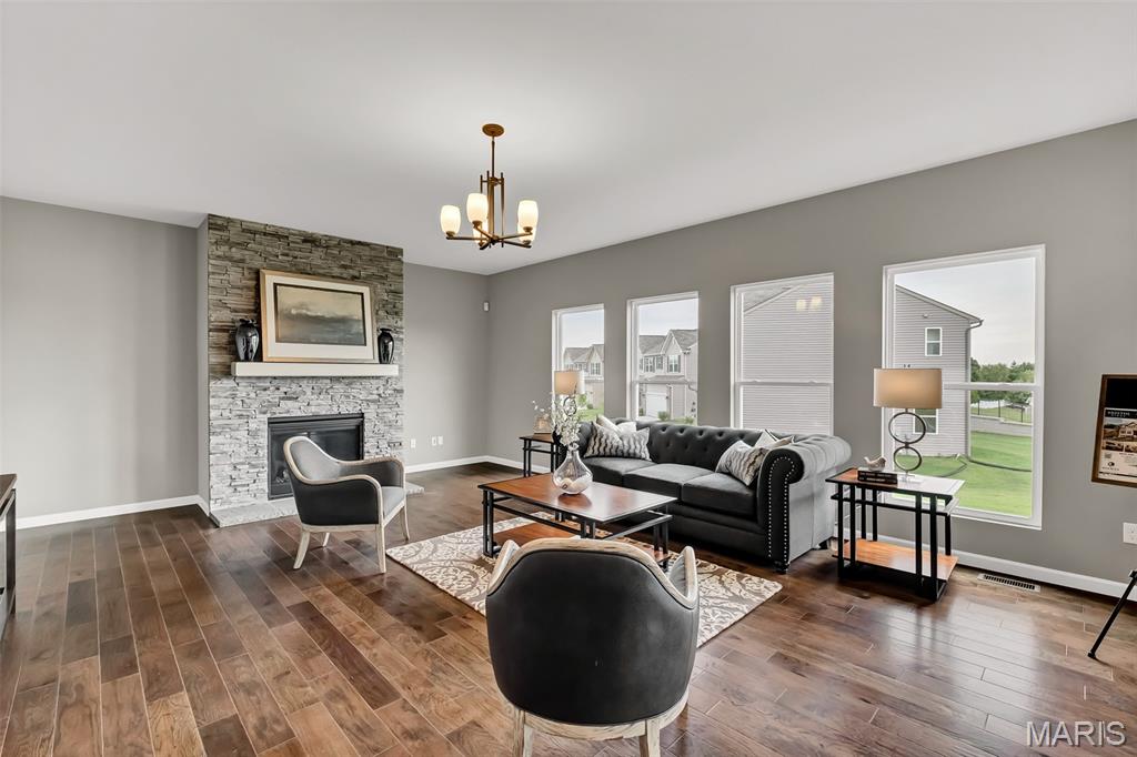 The Estates At Pinckney Ridge - Residential