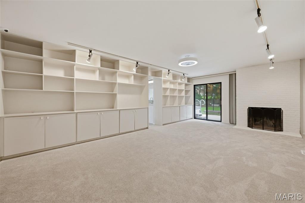 Royalwood - Residential