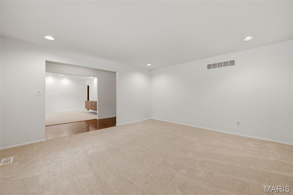 Royalwood - Residential