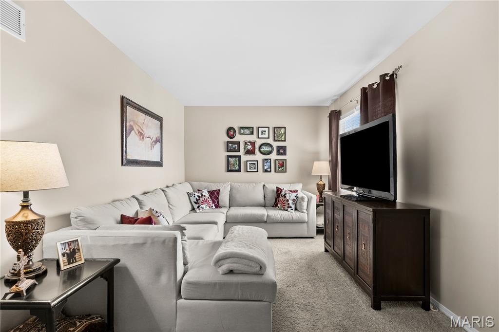Brownstone Village At Thornbury #1 - Residential