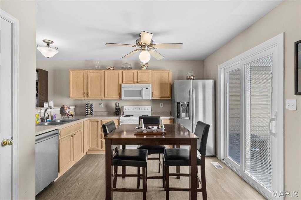Brownstone Village At Thornbury #1 - Residential