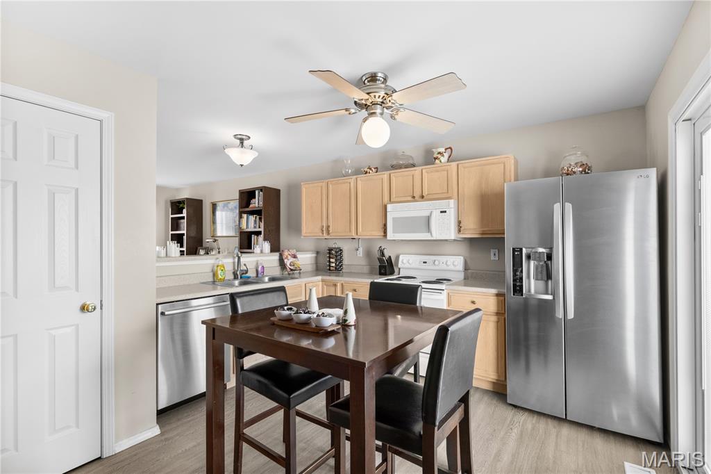 Brownstone Village At Thornbury #1 - Residential