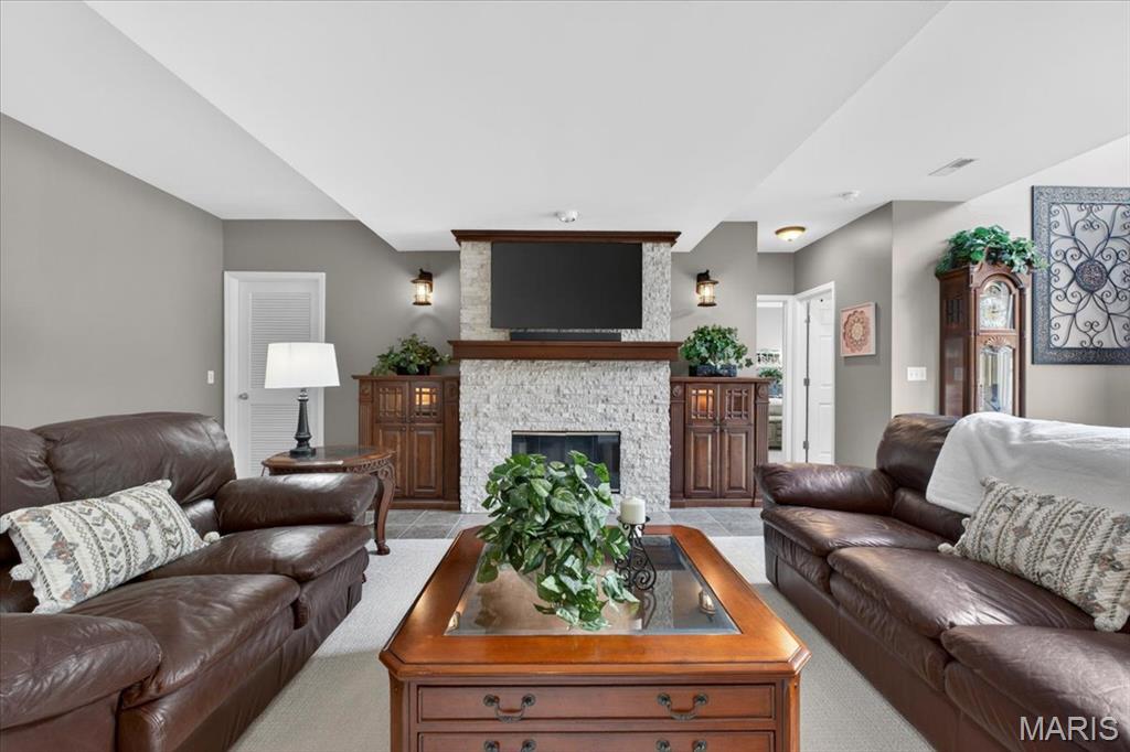 Emerald Forest Five - Residential