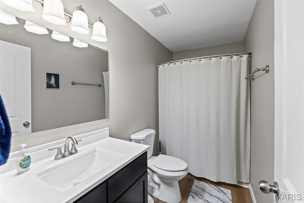 Lynnwood Farms 2nd Add - Residential