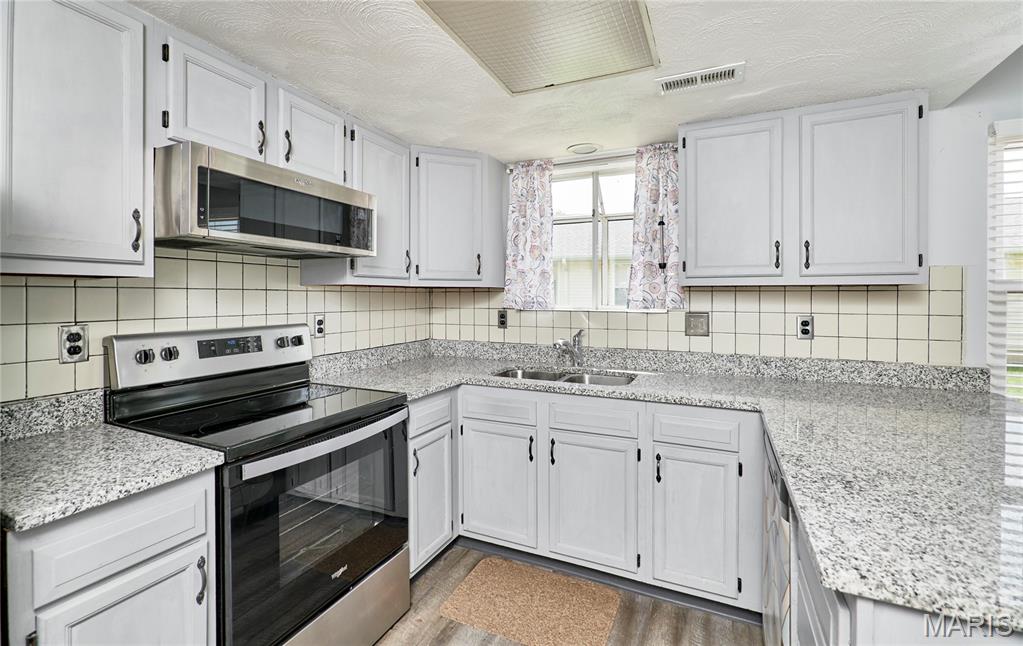 Brittany Place 01 - Residential