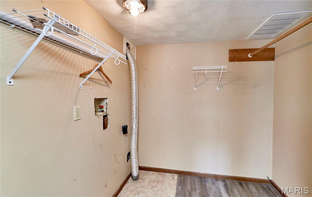 Brittany Place 01 - Residential