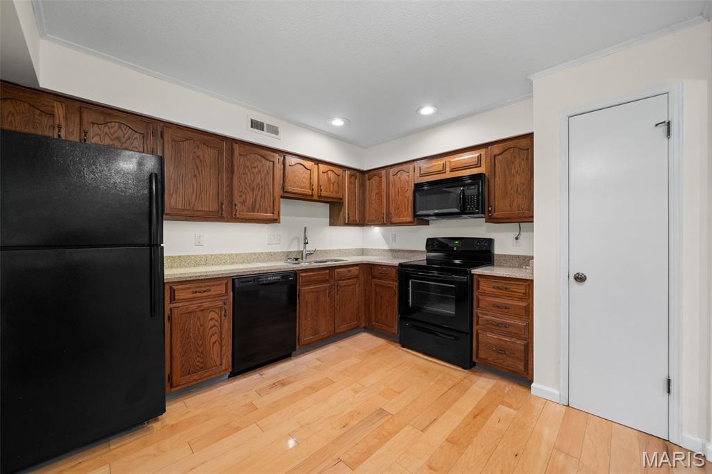 Briar Hill Farm Ii Condo T - Residential