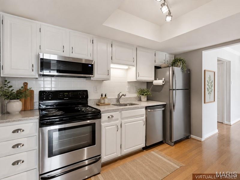 Bradford Square Condo - Residential