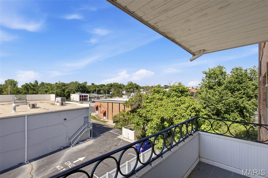 Bradford Square Condo - Residential