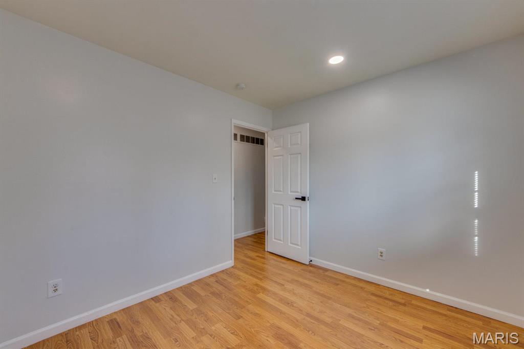 Sorrento 5 - Residential Lease