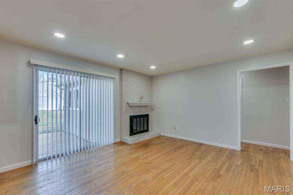 Sorrento 5 - Residential Lease