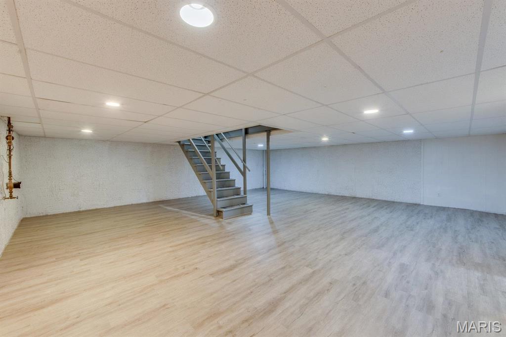 Sorrento 5 - Residential Lease