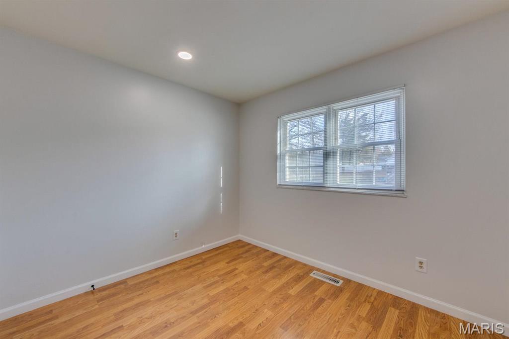 Sorrento 5 - Residential Lease