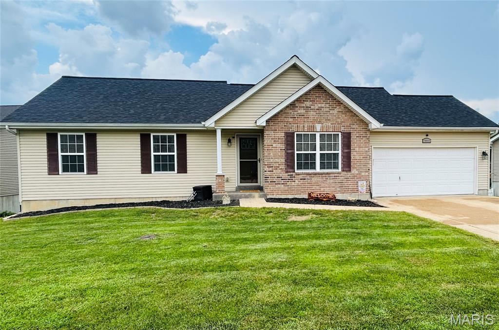 Take a look at this well-maintained 3-bedroom, 2-bath home featuring a 4th bedroom  and a roughed-in-bathroom on the lower level offering plenty of room to expand.  The roof is less than one year old, and the exterior was professionally power washed and includes a transferable warranty . The home also features newer granite countertops and is located in a highly sought-after neighborhood. Don't miss the opportunity to make this wonderful home yours!