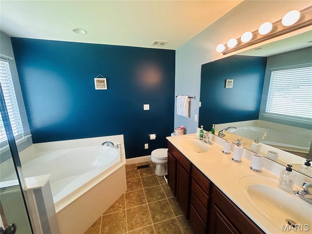Brooks Farm Estates - Residential